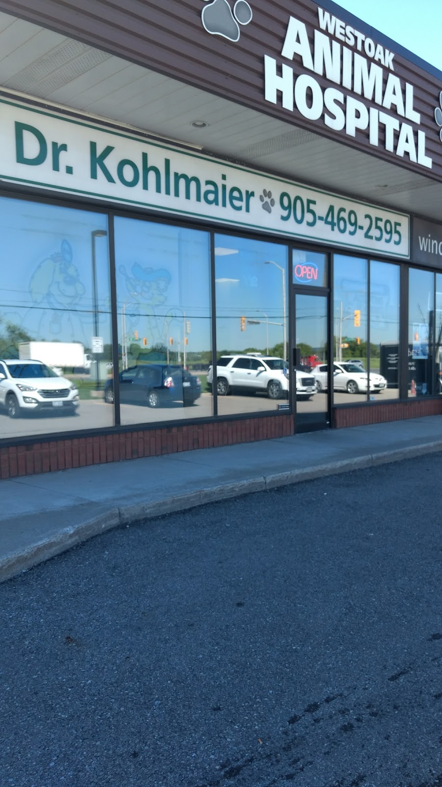 Westoak Animal Hospital | 3-2512 Old Bronte Rd, Oakville, ON L6M 4J3, Canada | Phone: (905) 469-2595