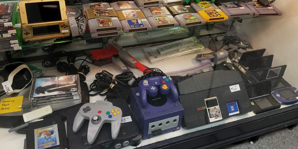 Asher Pawn Shop | 174 Asher Rd, Kelowna, BC V1X 3H6, Canada | Phone: (250) 491-3111