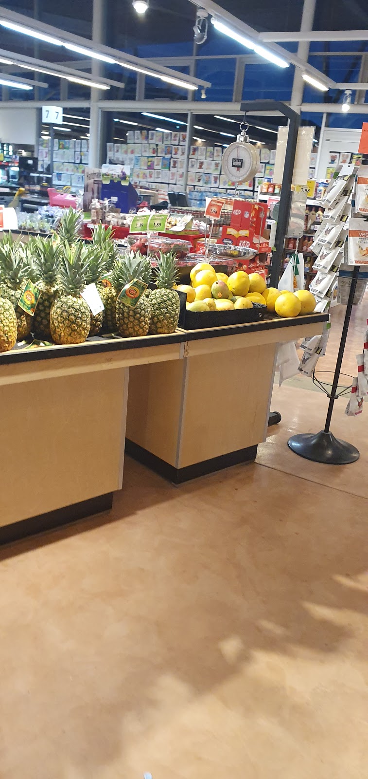 Askews Foods - Uptown | 2701 11 Ave NE, Salmon Arm, BC V1E 2S3, Canada | Phone: (250) 832-7622