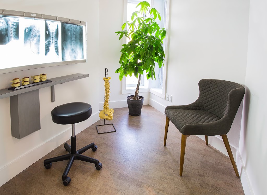 Espace Chiro | 194 Rue Saint-Louis, LeMoyne, QC J4R 2L5, Canada | Phone: (450) 465-5050