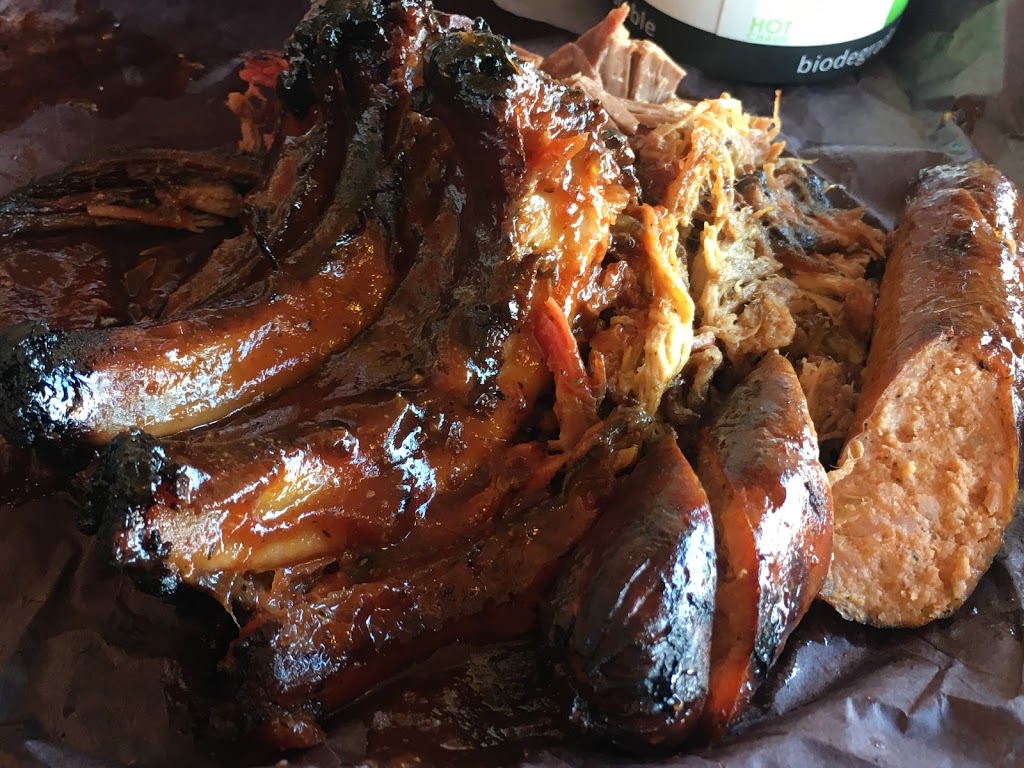 Muddys Pit BBQ | 3247 County Rd 2, Keene, ON K0L 2G0, Canada | Phone: (705) 295-1255