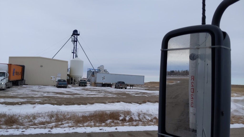Viterra | Warner elevator row, Warner, AB T0K 2L0, Canada | Phone: (403) 320-7331