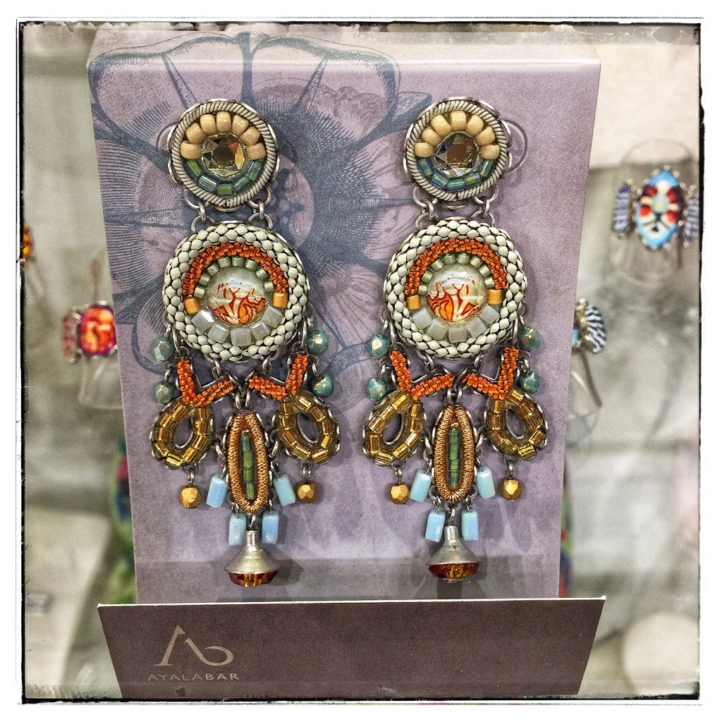 Bling on King | 53 King St W, Dundas, ON L9H 1T5, Canada | Phone: (905) 627-1704