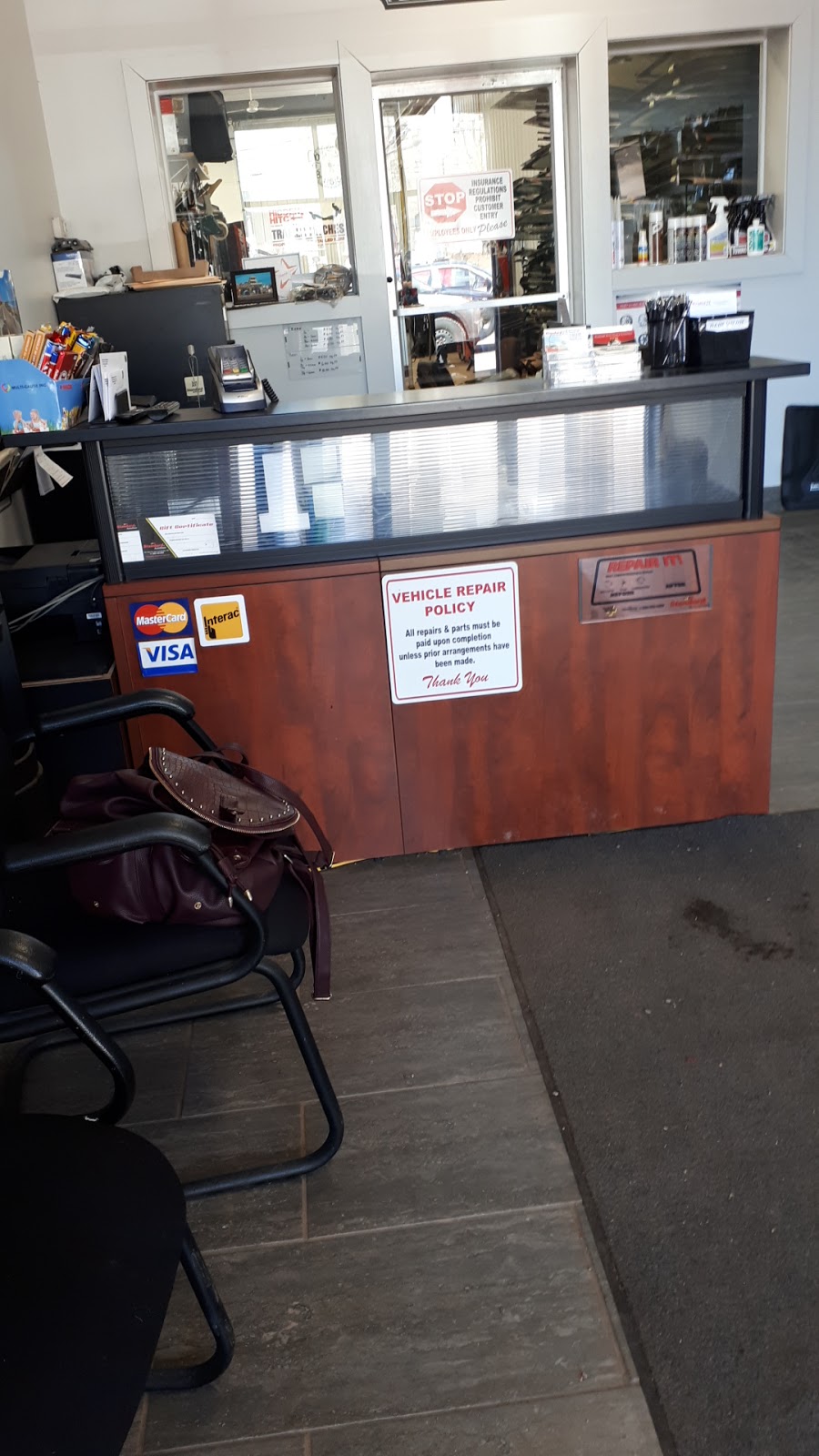 Standard Auto Glass | 662 Water St E, Summerside, PE C1N 4J1, Canada | Phone: (902) 436-4208