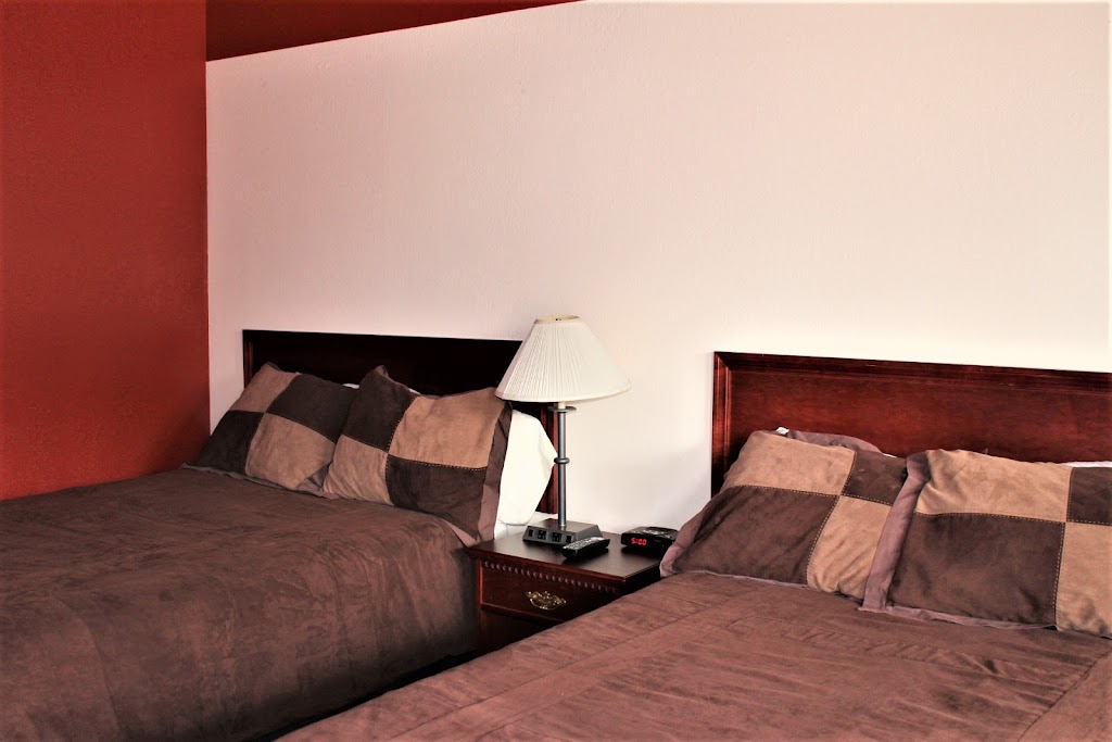 Duchess Village Suites | 103 Centre St, Duchess, AB T0J 0Z0, Canada | Phone: (403) 378-3001