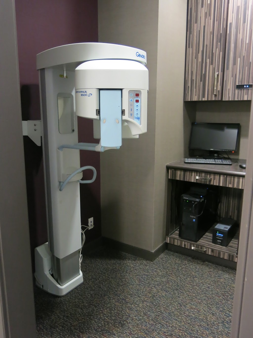 360 Dental Specialists (formerly Aura Dental Specialists) | 3122 Mount Lehman Rd B 225, Abbotsford, BC V2T 0C5, Canada | Phone: (604) 381-3399