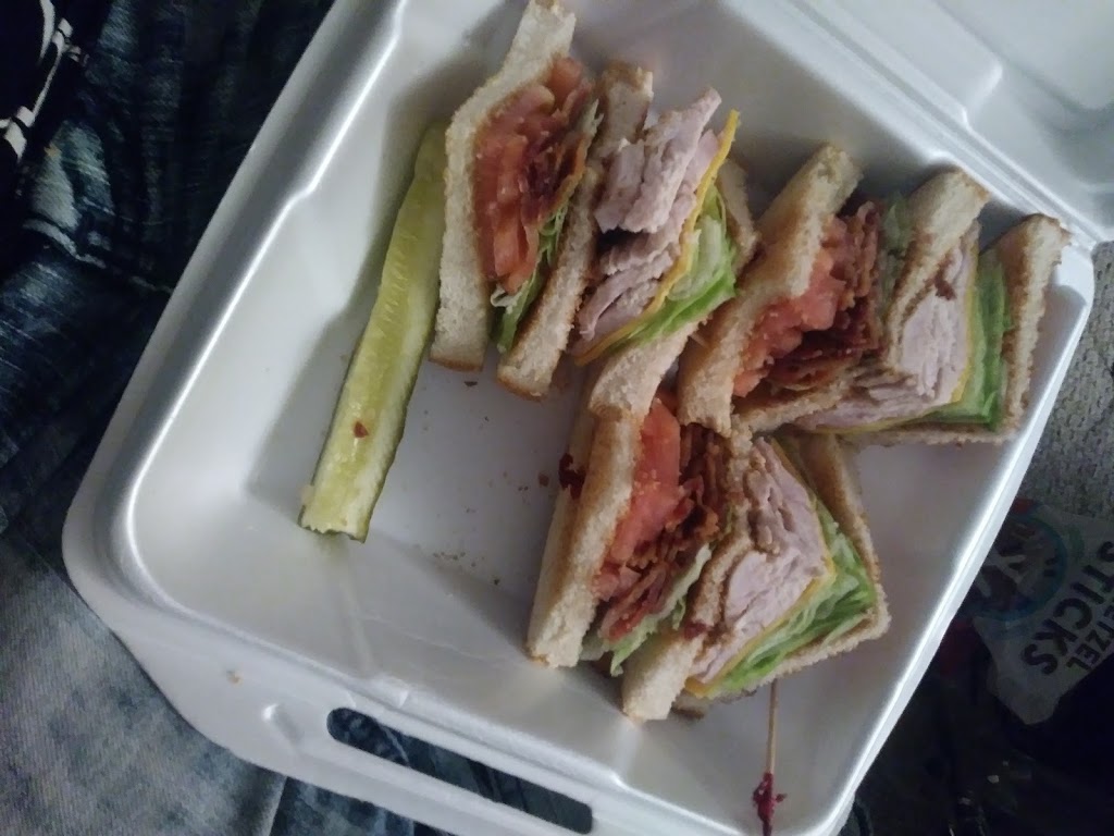 Drifters Restaurant & Lounge | 201 N Riverside Ave A7, St Clair, MI 48079, USA | Phone: (810) 329-4913