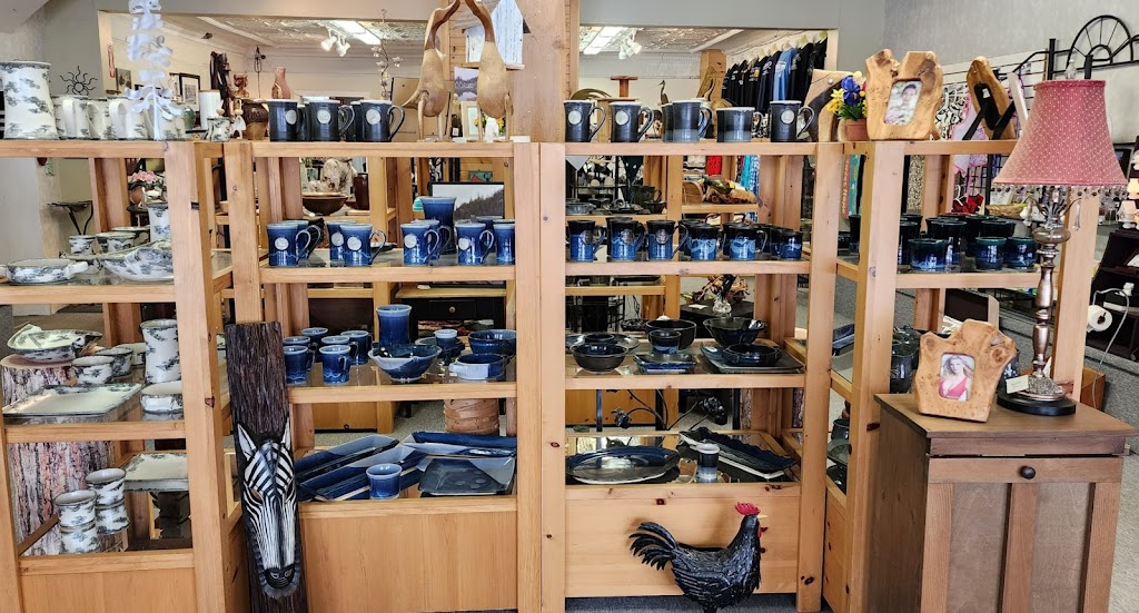 Madawaska Art Shop | 32977 Hastings County Rd 62, Maynooth, ON K0L 2S0, Canada | Phone: (613) 338-2555