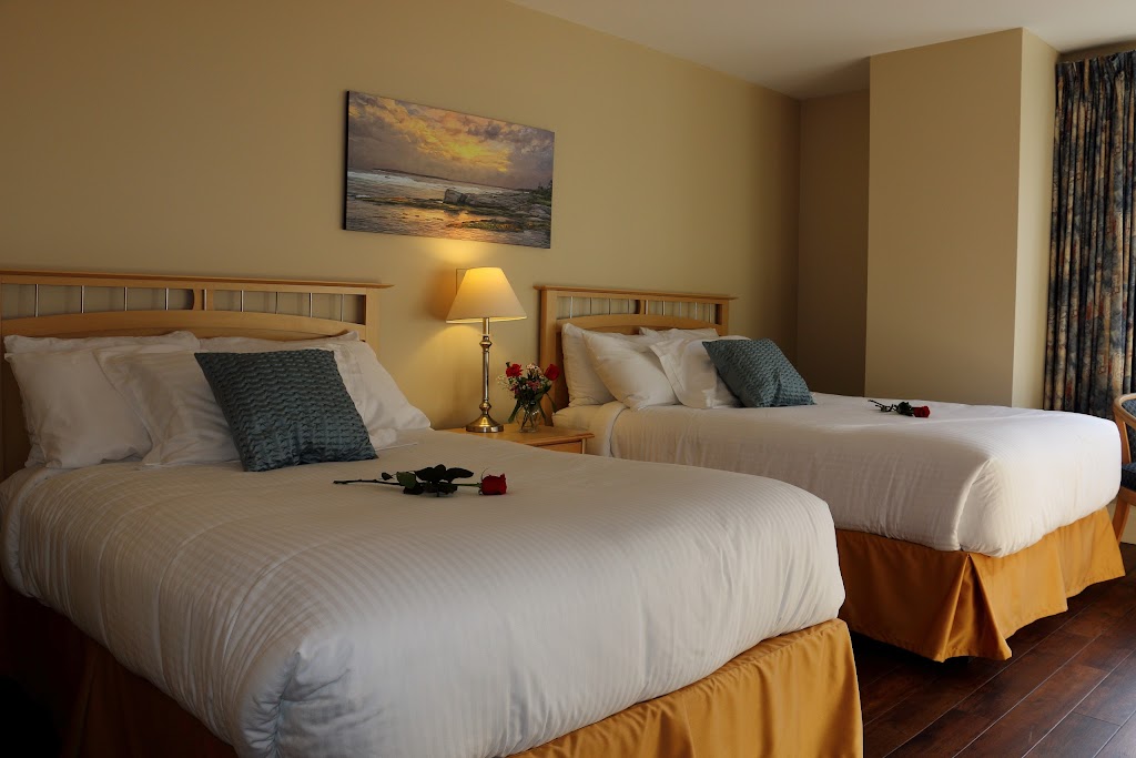 Rum Runner Inn | 66 Montague St, Lunenburg, NS B0J 2C0, Canada | Phone: (902) 634-9200