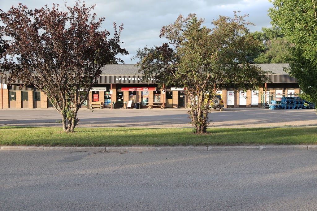 Moss Hardware and Convenience Store | Grand Ave, Indian Head, SK S0G 2K0, Canada | Phone: (306) 695-2889