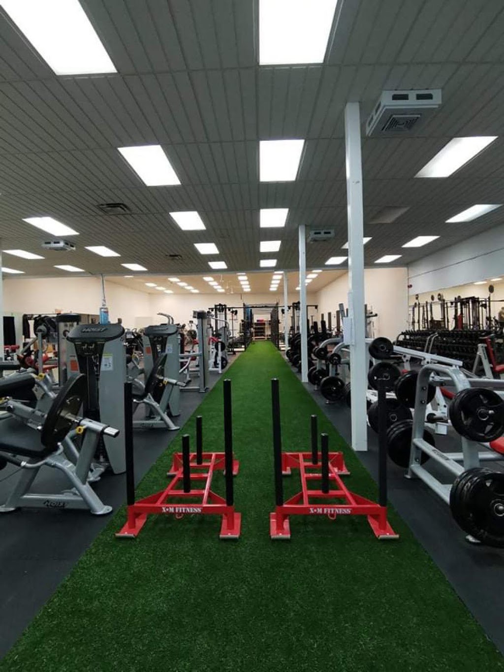 KinerGym | 2b Rue Taché, Rivière-du-Loup, QC G5R 4K4, Canada | Phone: (418) 605-0950