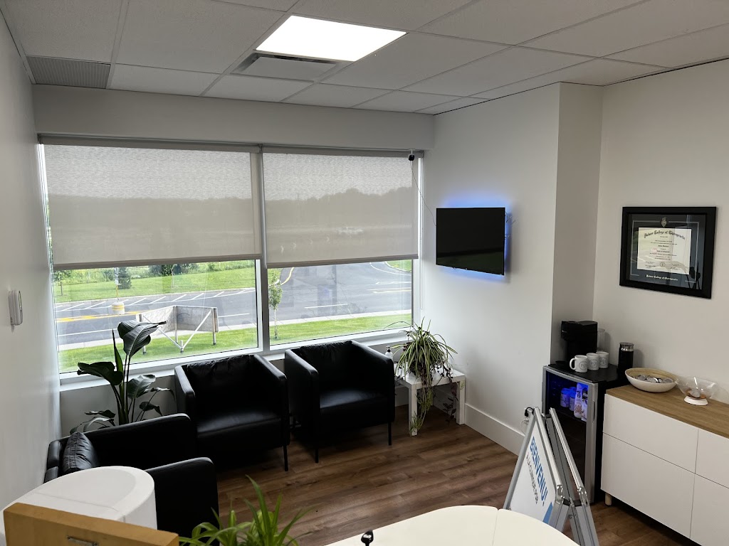 Clinique PSB de Sainte-Julie: Chiropratique & Massothérapie | 2123 Blvd. Armand-Frappier local 202, Sainte-Julie, QC J3E 2N7, Canada | Phone: (450) 649-1411