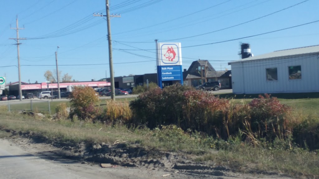 Husky Oil Marketing Company District Office | 110 Panet Rd, Winnipeg, MB R2J 0S2, Canada | Phone: (204) 925-2300