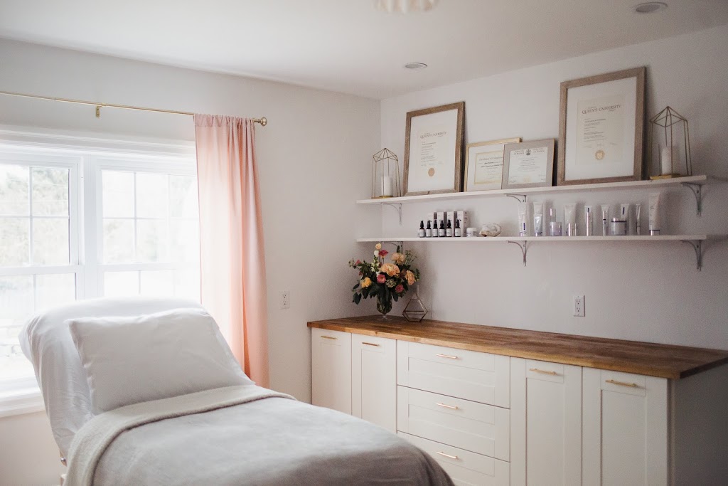 Bloomfield Beauty Co. | 254 Bloomfield Main St, Bloomfield, ON K0K 1G0, Canada | Phone: (613) 393-9298