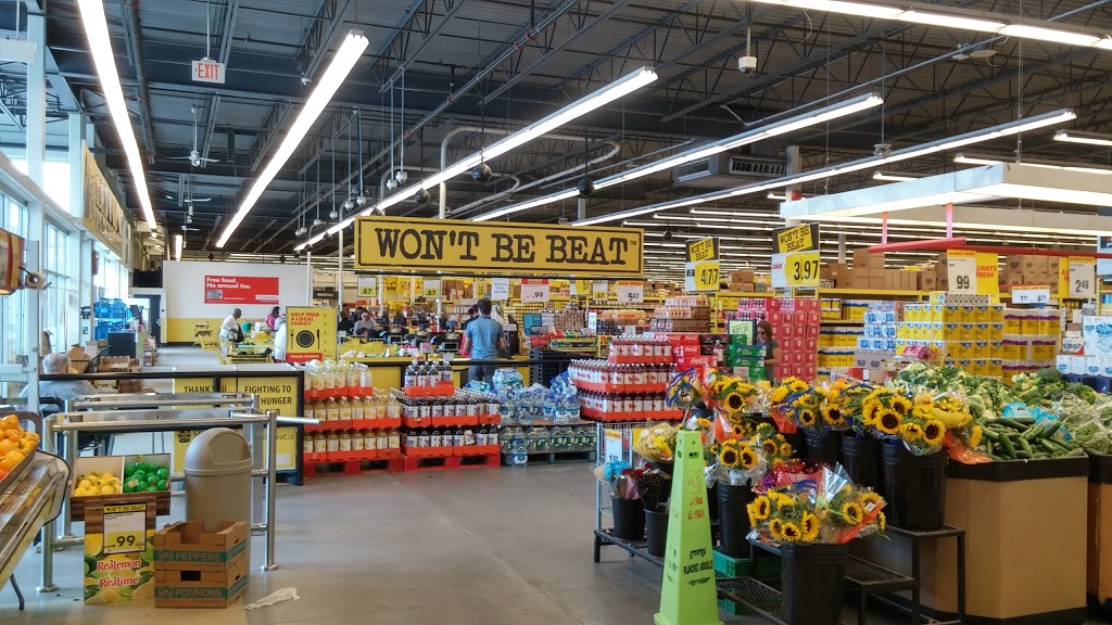 Peters No Frills | 222 Lansdowne Ave, Toronto, ON M6K 3C6, Canada | Phone: (866) 987-6453