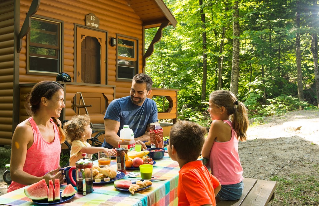 Camping et cabines du Sommet Morin Heights | 185 R. Bennett, Morin-Heights, QC J0R 1H0, Canada | Phone: (450) 227-2020