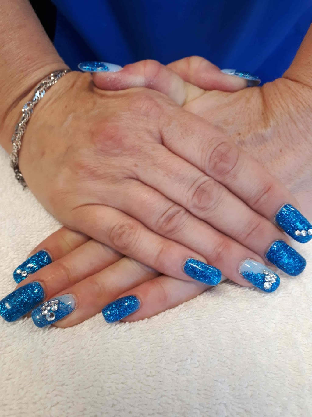 Esthétique Massothérapie Anne | 101 Rue Monfette E, Thetford Mines, QC G6G 1N9, Canada | Phone: (418) 334-1905