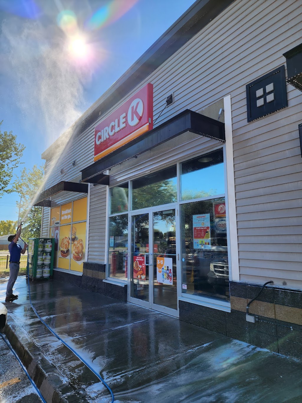 Blue Wolf Soft Wash | 318 Canyon Meadows Rd W, Lethbridge, AB T1K 8E7, Canada | Phone: (403) 915-1667