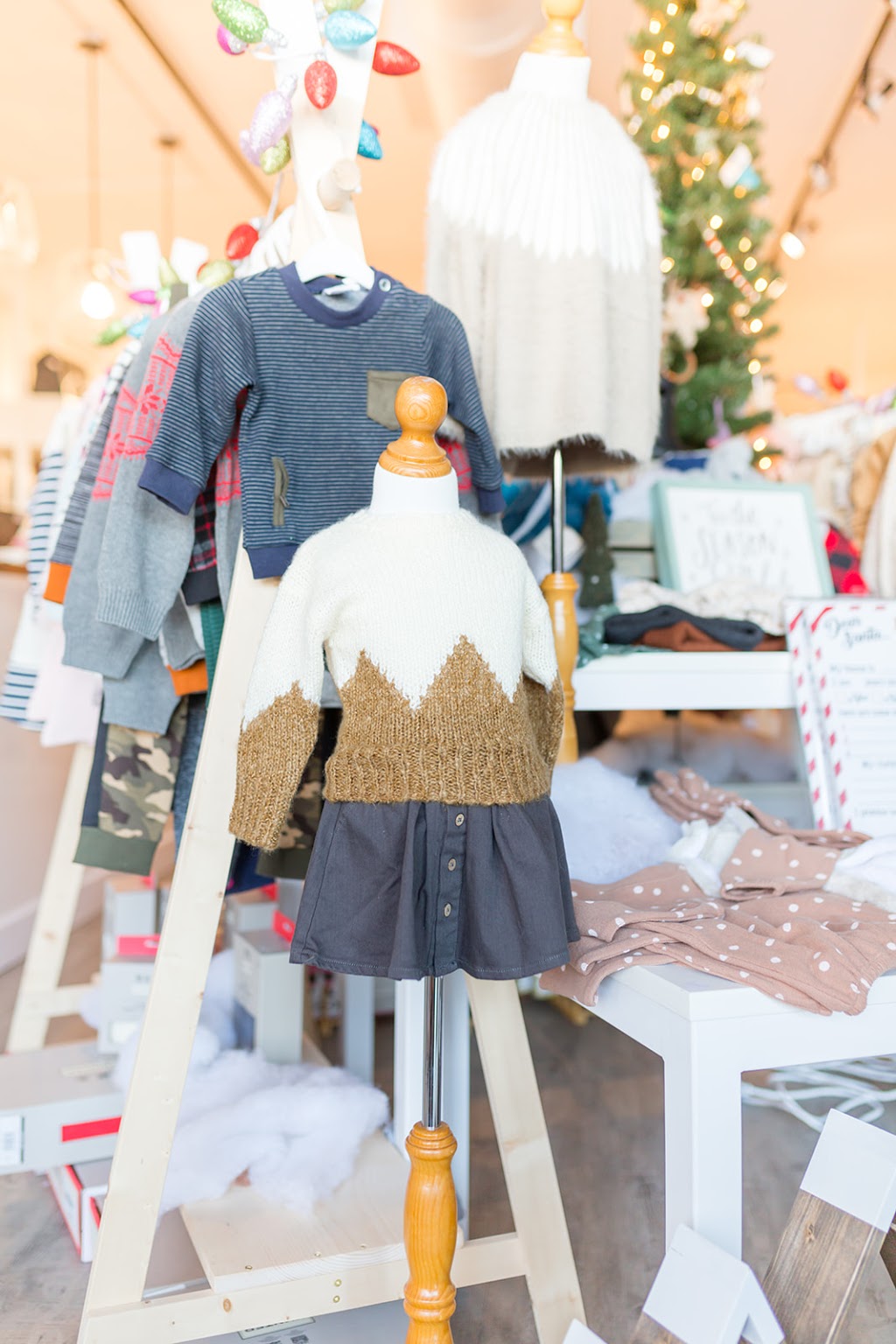 Buttercups Childrens Boutique | 5066 48 Ave, Delta, BC V4K 1V8, Canada | Phone: (604) 946-3997