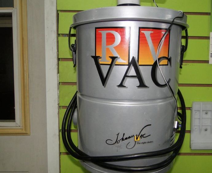 Aspirateur Central Benoit Tremblay | 973 Av. du Rocher 2e étage, Normandin, QC G8M 4P1, Canada | Phone: (418) 274-3566
