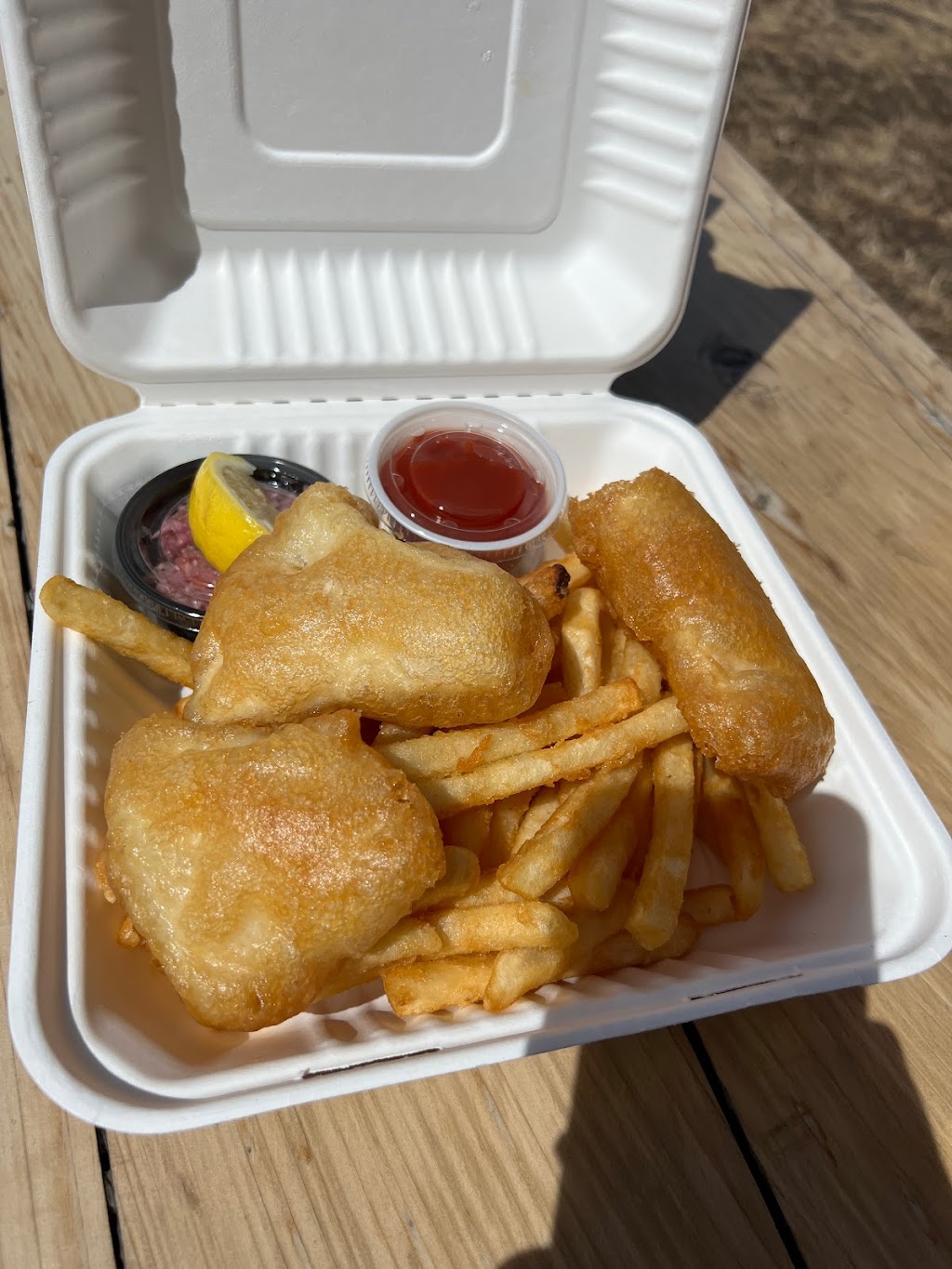 Big Hs Halibut & Chips | 1204 Cariboo Ave, Clinton, BC V0K 1K0, Canada | Phone: (250) 459-0030