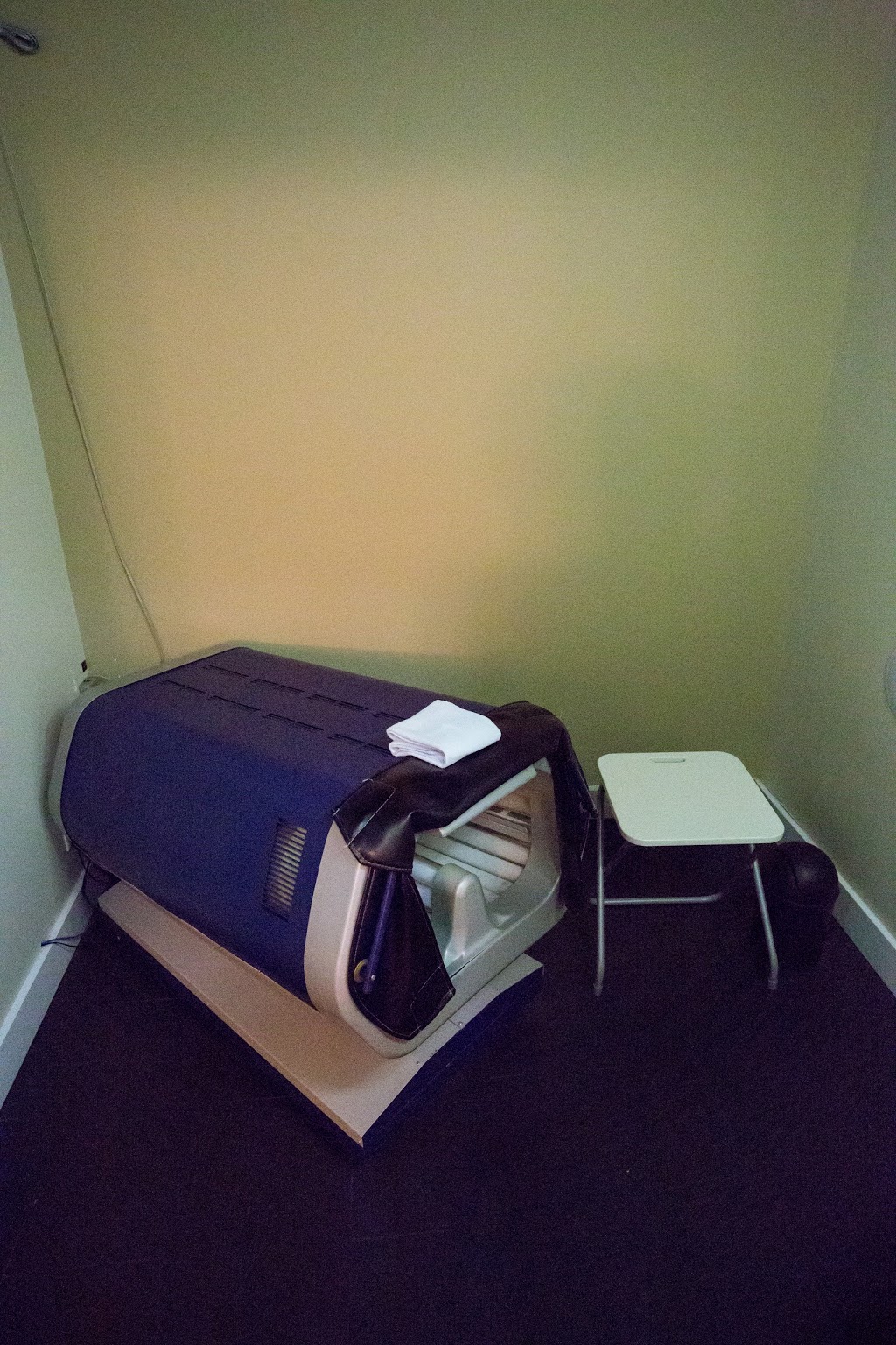 SunScape Tanning Studios | 19800 Lougheed Hwy, Pitt Meadows, BC V3Y 2W1, Canada | Phone: (604) 465-8266