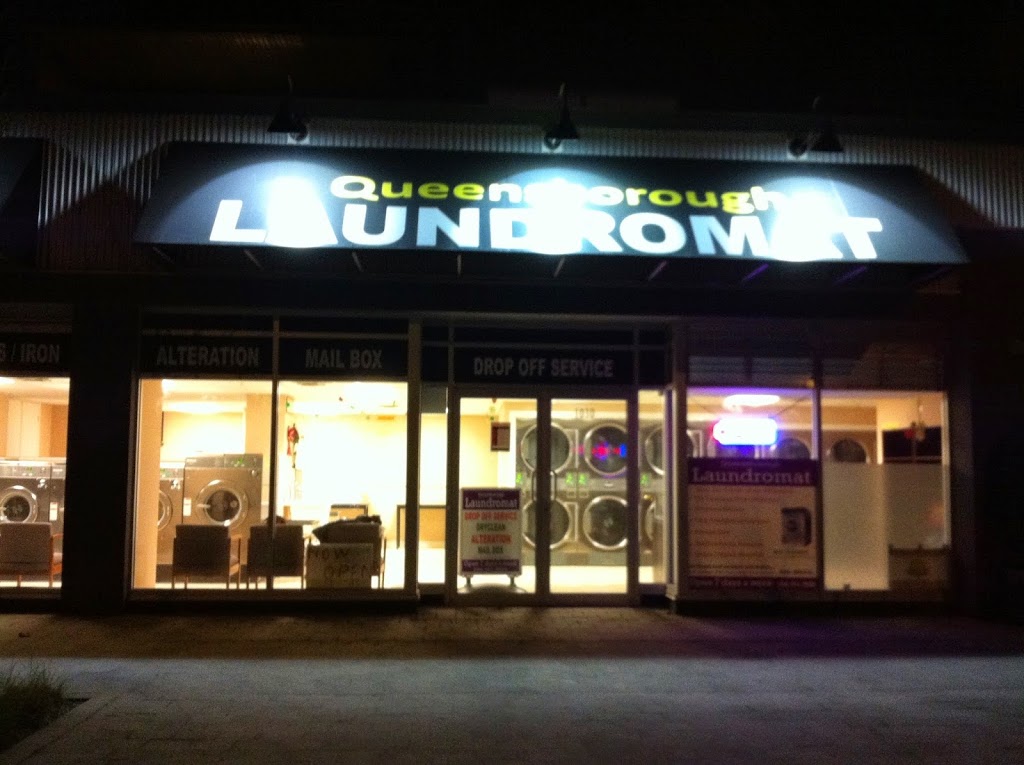 Queensborough Laundromat | avenue 5e1, 1030 Ewen Ave, New Westminster, BC V3M 5E1, Canada | Phone: (604) 761-5988