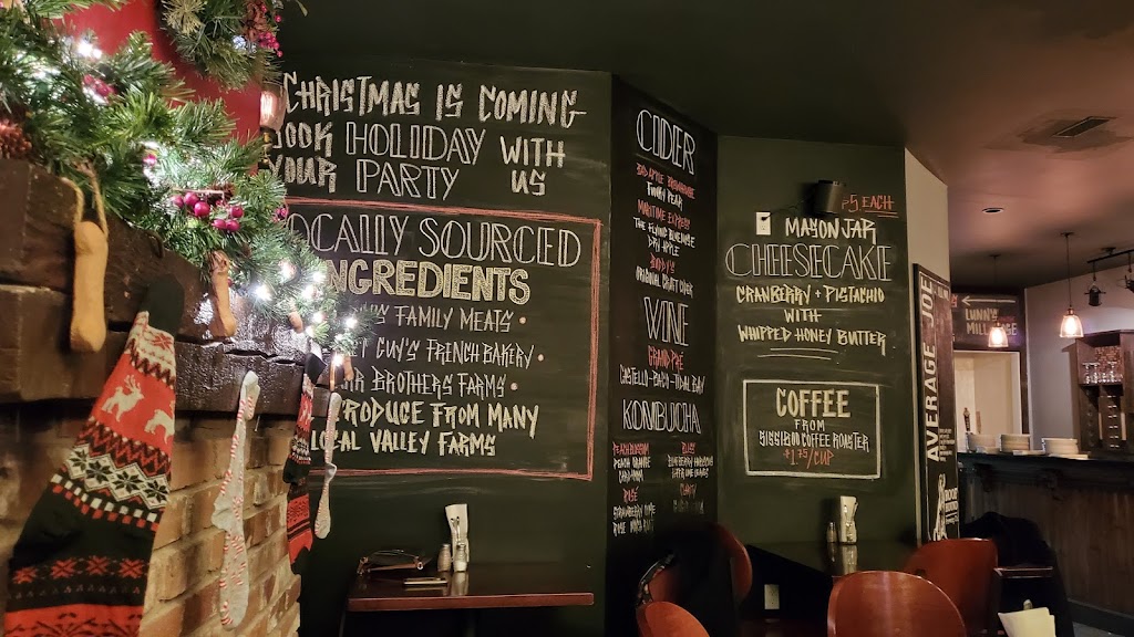 Roof Hound Brewing Co. | 573 Main St, Kingston, NS B0P 1R0, Canada | Phone: (902) 765-0102