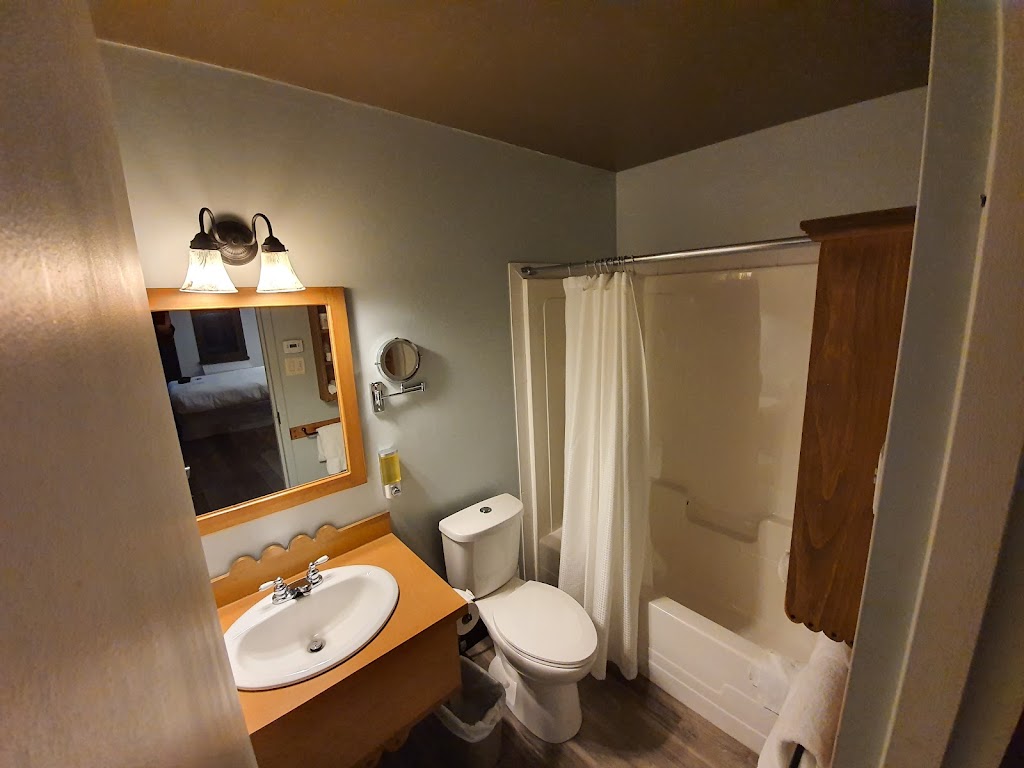 LES CONDOS DU LAC TAUREAU | 1302 Chem. de la Baie-du-Milieu, Saint-Michel-des-Saints, QC J0K 3B0, Canada | Phone: (844) 828-7328