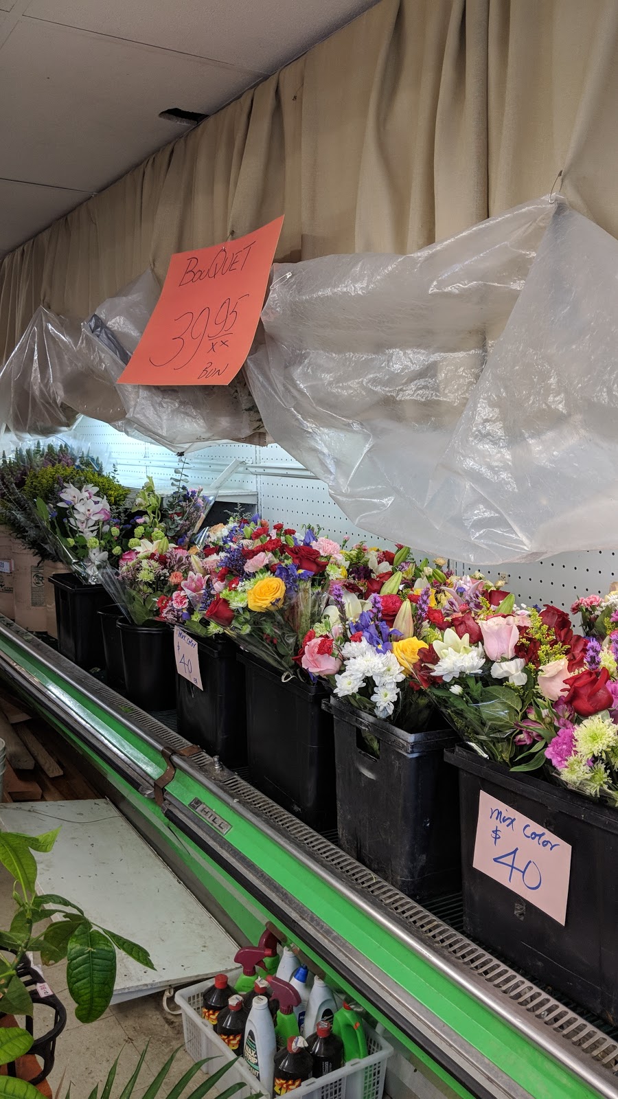 Flowers on 57th | 1376 E 57th Ave, Vancouver, BC V5X 1V3, Canada | Phone: (604) 321-1692