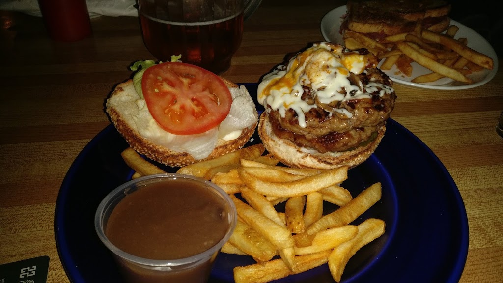 Hilltop Pub | 8220 106 Ave NW, Edmonton, AB T6A 1J1, Canada | Phone: (780) 490-7359