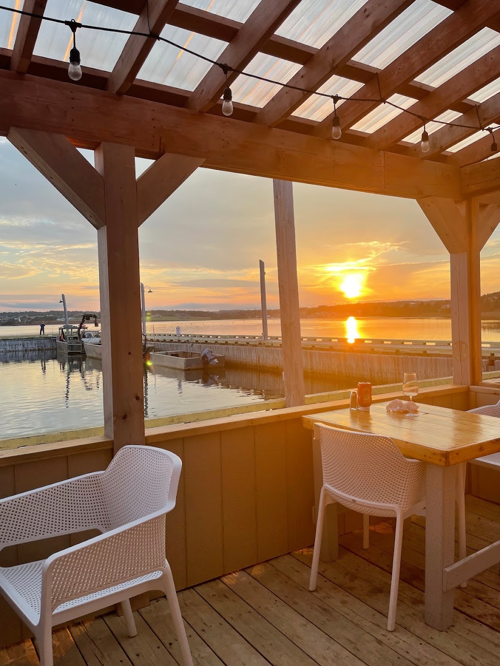 On The Dock | 318 Harbourview Dr, North Rustico, PE C0A 1X0, Canada | Phone: (902) 314-7715