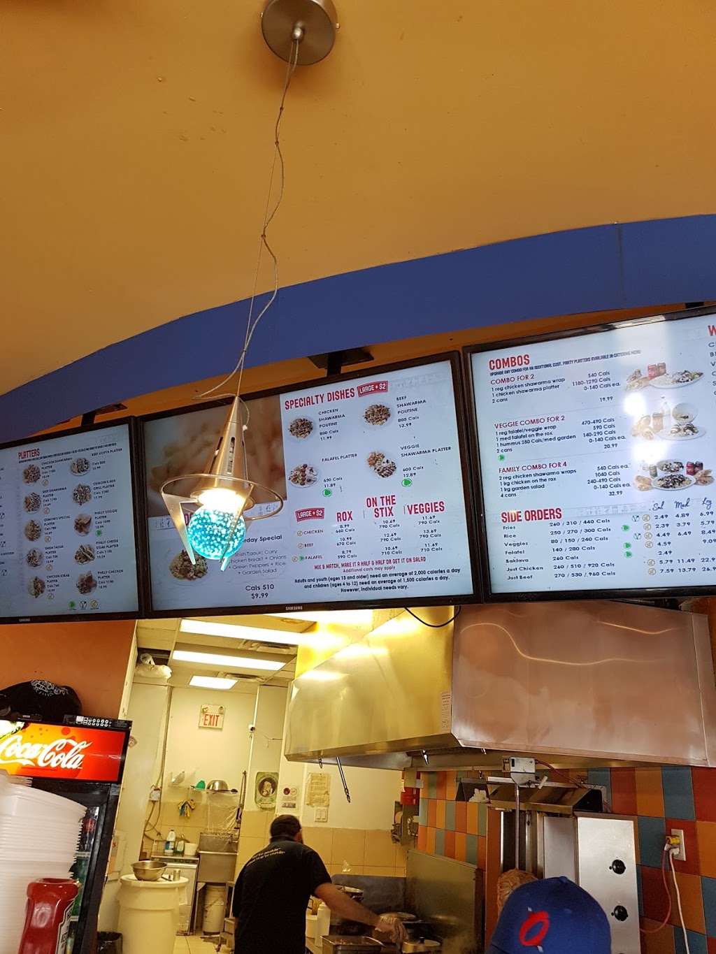 Osmows Shawarma | 600 Lakeshore Rd E, Mississauga, ON L5G 1J4, Canada | Phone: (905) 990-1086