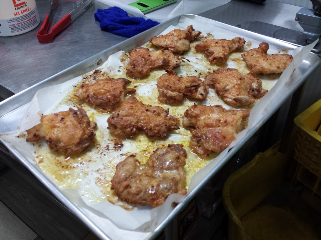Burrito Caliente & Cater 101 | 5555 Eglinton Ave W e112, Etobicoke, ON M9C 5M1, Canada | Phone: (416) 877-8010