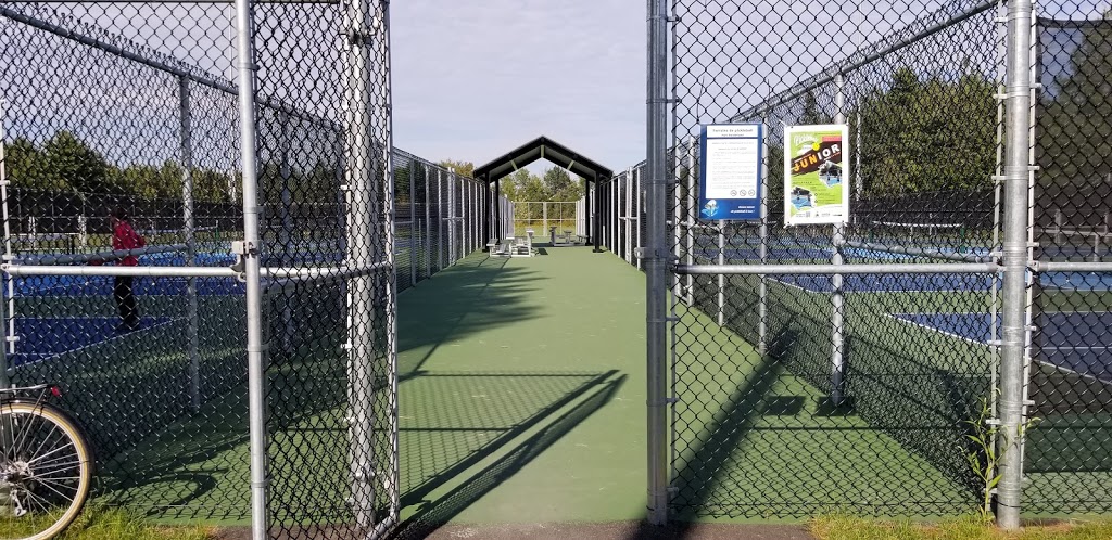 Parc Boisbriand | 1080 Rue Clair, Saint-Nicéphore, QC J2A 2K2, Canada | Phone: (819) 475-4220