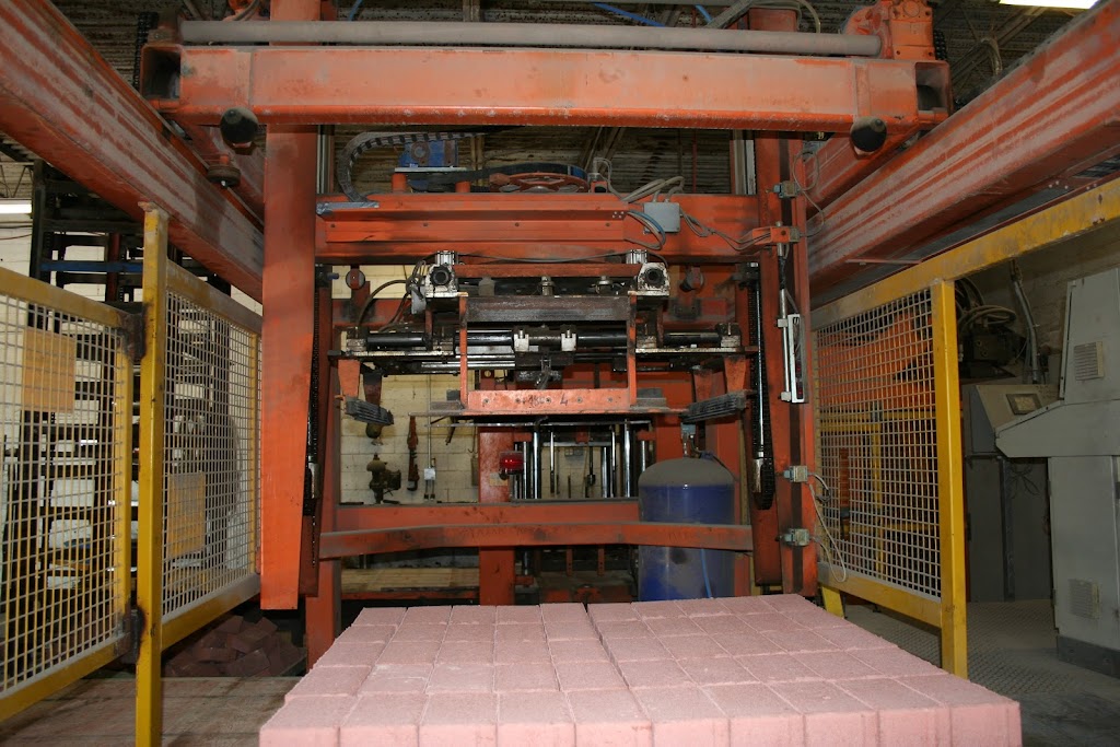 D I T Equipment Inc | Concrete Equipment | Block Machine | 303 Rue Principale, Saint-Basile-le-Grand, QC J3N 1J7, Canada | Phone: (450) 653-2523