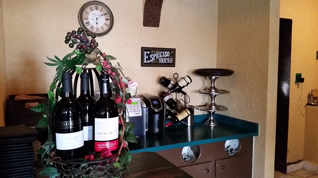 Ninos Italian Restaurant | 298 Blake St, Barrie, ON L4M 1K8, Canada | Phone: (705) 726-1611