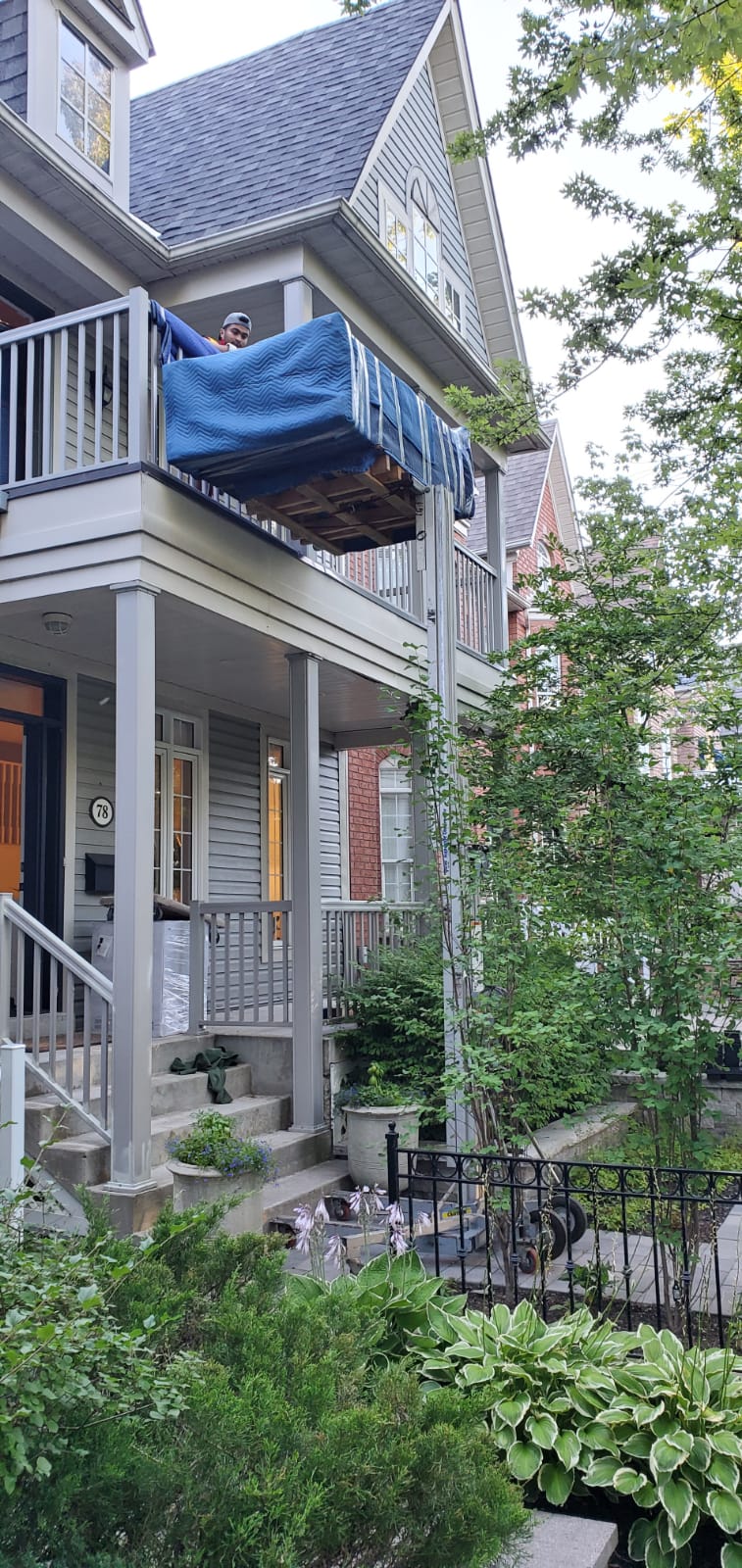 Simply Move | 14 Westbury Ct, Richmond Hill, ON L4S 2L1, Canada | Phone: (647) 403-1605