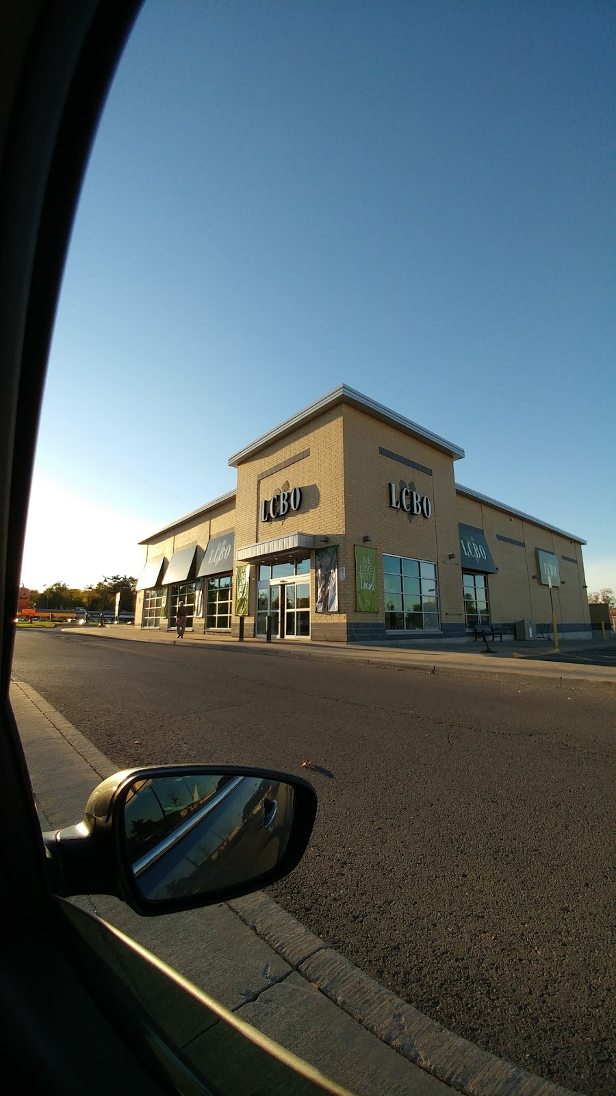LCBO | 300 King George Rd, Brantford, ON N3R 5L8, Canada | Phone: (519) 756-3712