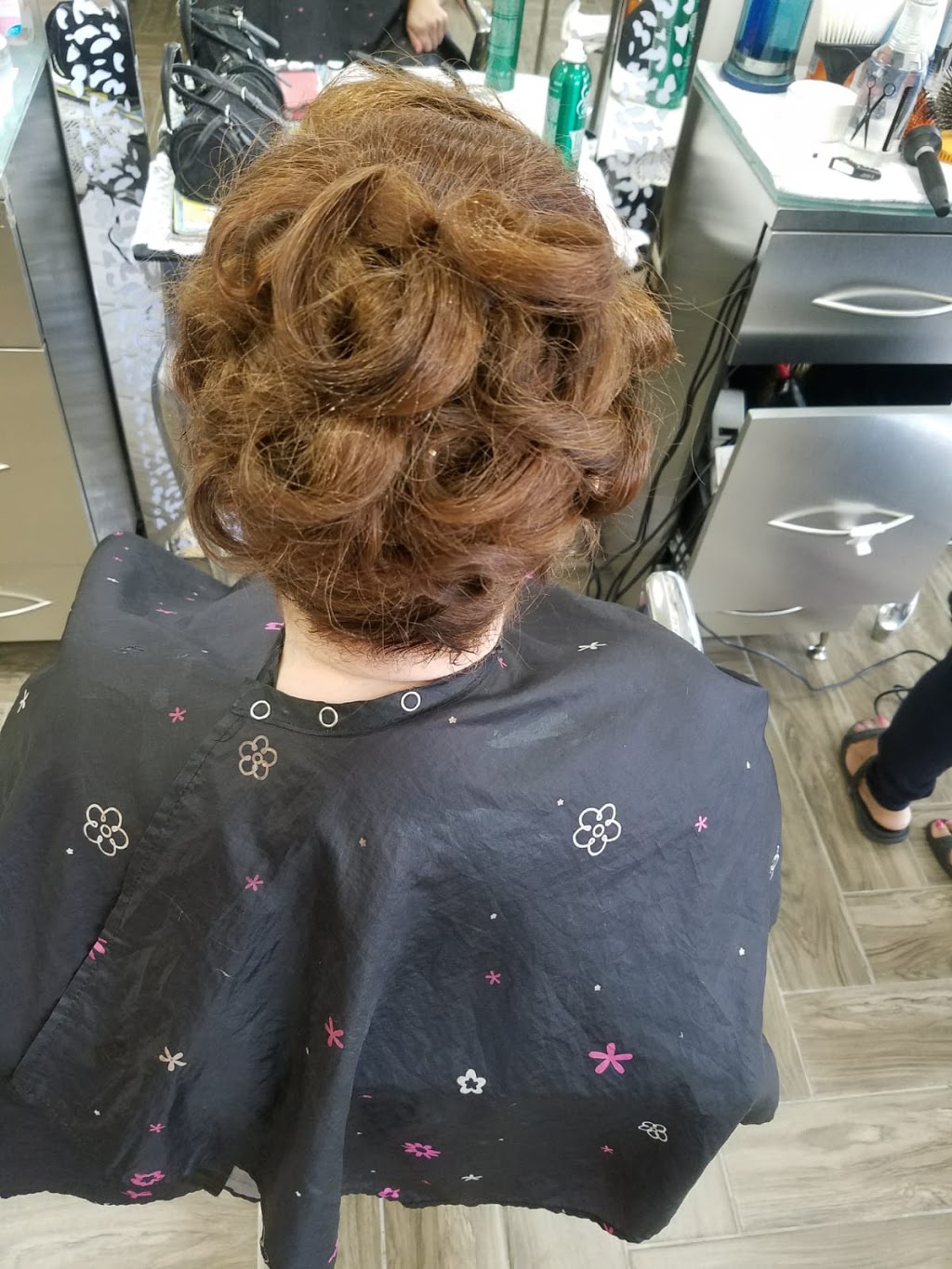 Diva Beauty Salon | 10088 McLaughlin Rd, Brampton, ON L7A 2X6, Canada | Phone: (905) 495-7725