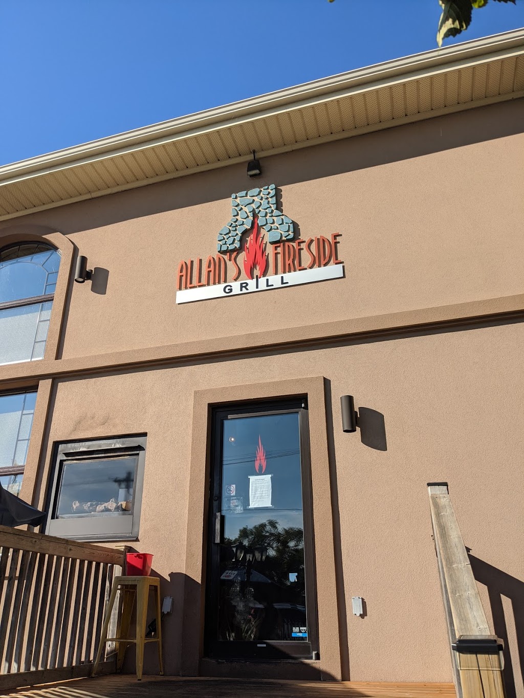 Allans Fireside Grill | 623 Green St, Port Elgin, ON N0H 2C0, Canada | Phone: (519) 832-4745