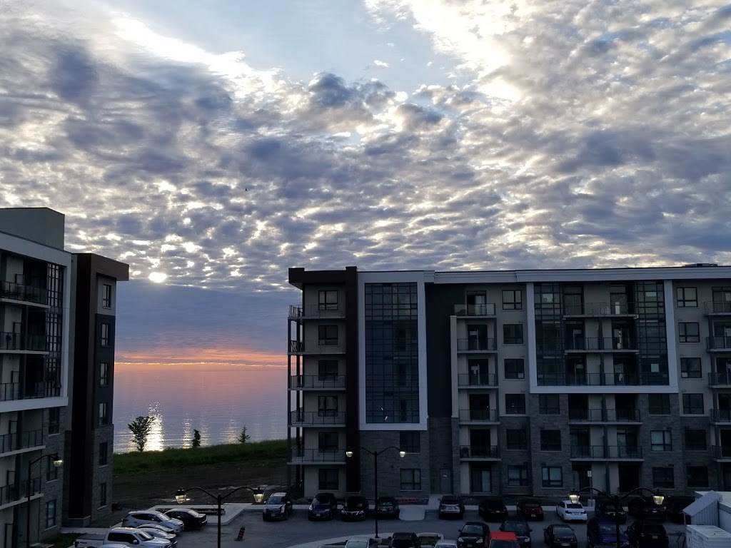 Sapphire Condos | Shoreview Pl, Hamilton, ON L8E, Canada, Canada | Phone: (905) 777-0000