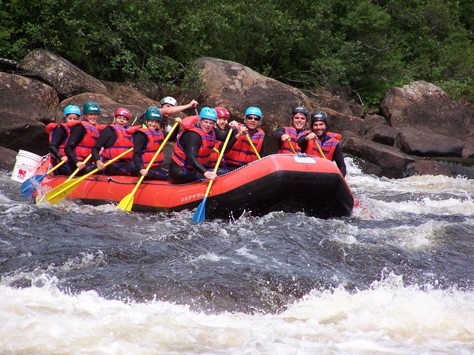 Excursions Jacques-Cartier | 860 Rue Jacques Cartier N, Stoneham-et-Tewkesbury, QC G3C 1X8, Canada | Phone: (418) 848-7238