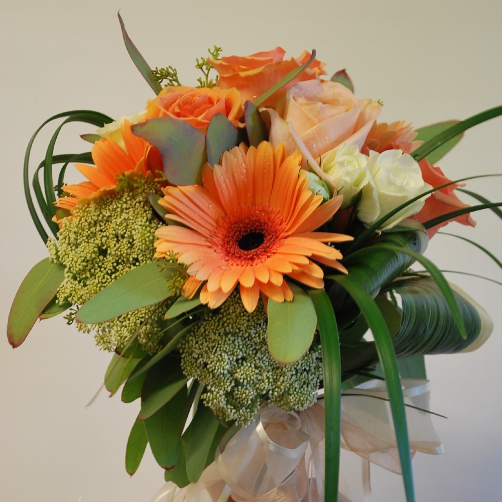 Nathalie Fleuriste | Centre-ville, 211 Avenue St Laurent, Louiseville, QC J5V 1K1, Canada | Phone: (819) 228-1538