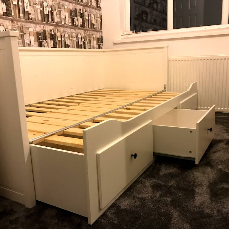 Quick Furniture Assembly and Installation | 6581 Song Bird Crescent, Mississauga, ON L5W 1E1, Canada | Phone: (647) 871-4553