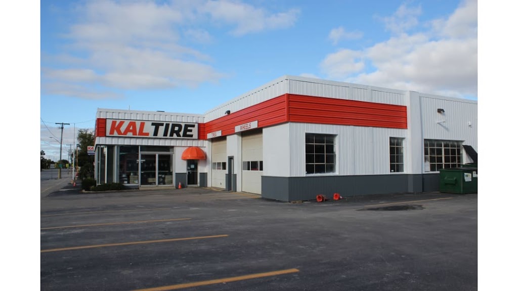 Kal Tire | 5350 Nauvoo Rd, Watford, ON N0M 2S0, Canada | Phone: (519) 876-2617