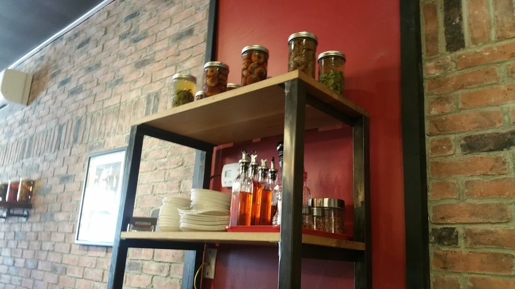 Pizzeria Oro Di Napoli | 2312 Lake Shore Blvd W, Etobicoke, ON M8V 1B5, Canada | Phone: (416) 316-0606