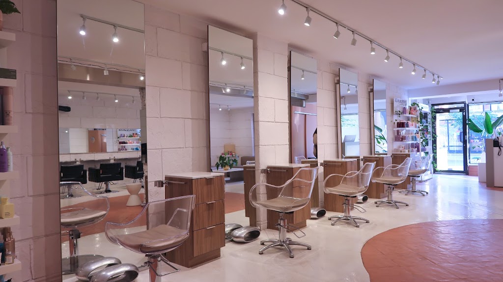 Salon Gamme | 6562 Boul. Saint-Laurent, Montréal, QC H2S 3C6, Canada | Phone: (514) 331-7573