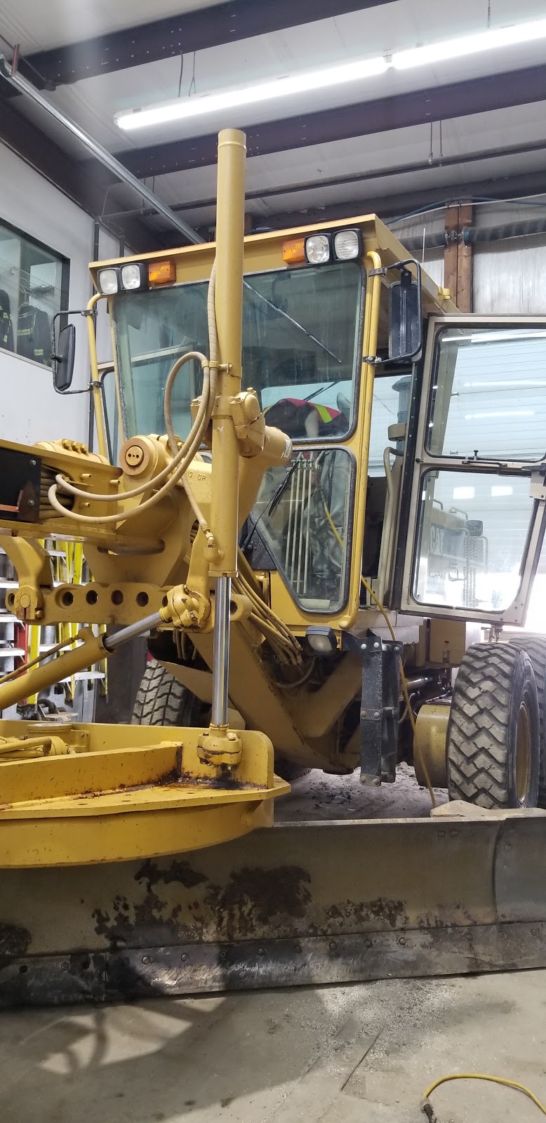 A&C Detail Center Ltd | 131 Cardinal Crescent, Saskatoon, SK S7L 6H5, Canada | Phone: (306) 979-5660