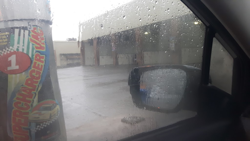 Halton Hills Car Wash | 354 Guelph St, Georgetown, ON L7G 4B5, Canada | Phone: (905) 873-2474